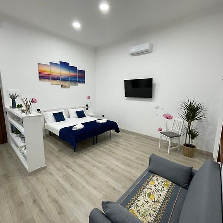 Liparulo Holiday House มัสซาลูเบรนเซ ภายนอก รูปภาพ