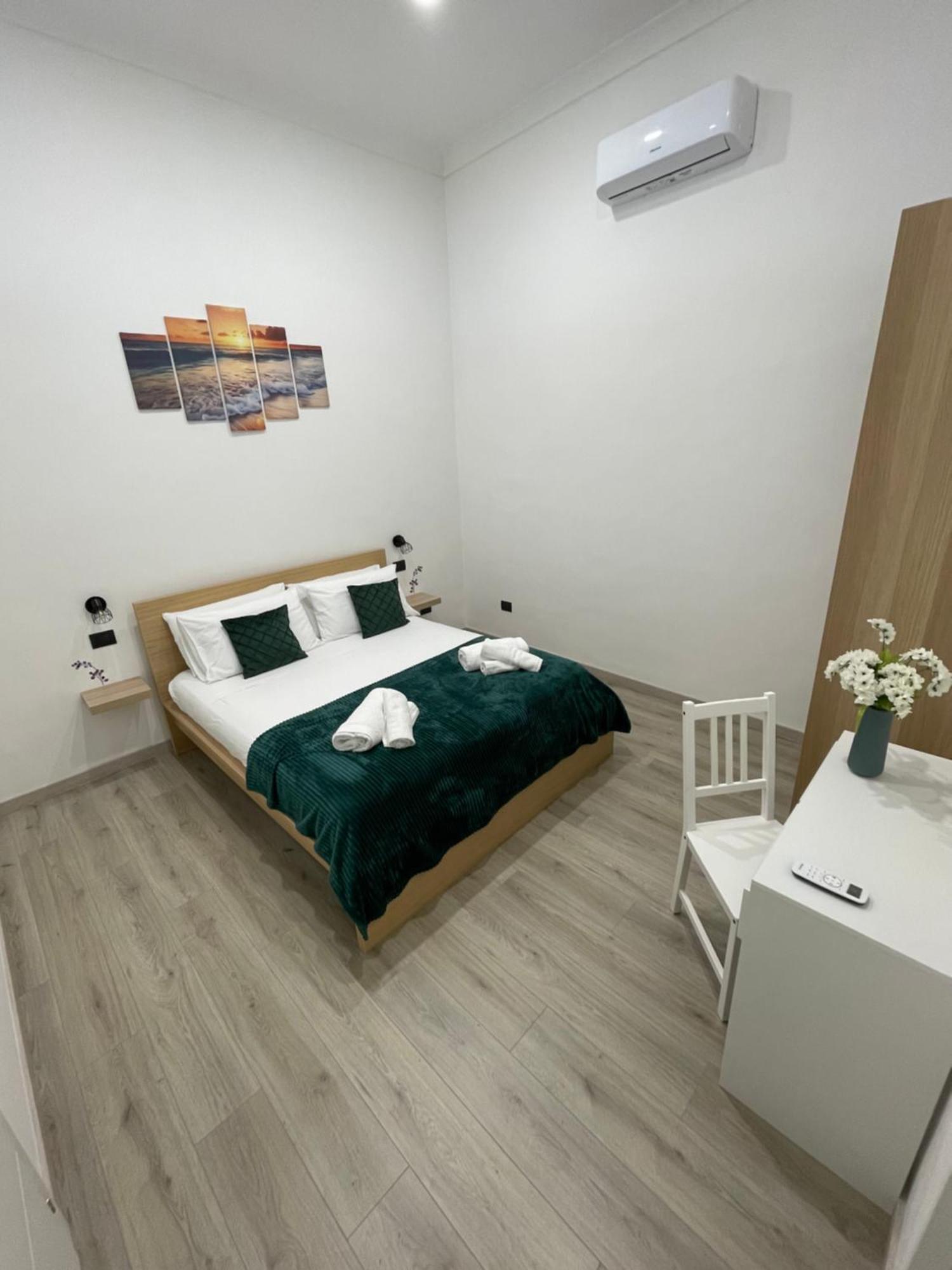 Liparulo Holiday House มัสซาลูเบรนเซ ภายนอก รูปภาพ